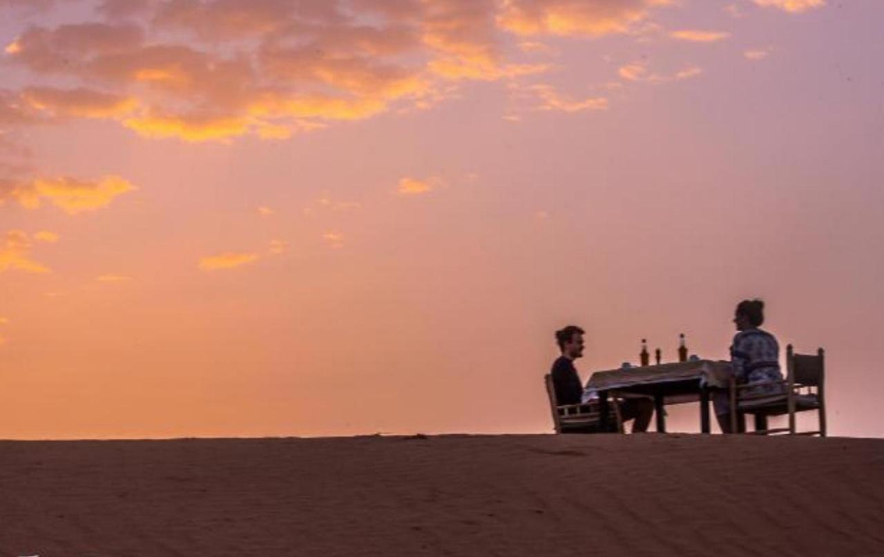Roses Desert Camp 메르주가 외부 사진